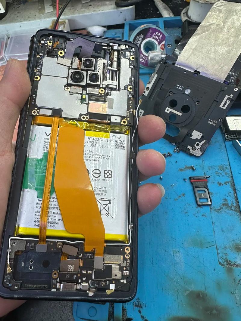 vivo和OPPO哪个更适合学生用?