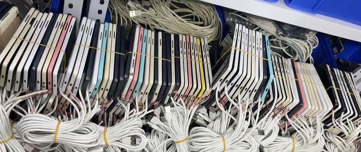 大量工作室淘汰的小米5X流入闲鱼,改好直供电,二手60元