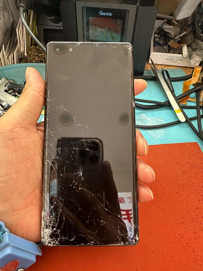 华为荣耀畅玩7X换个外屏多少钱