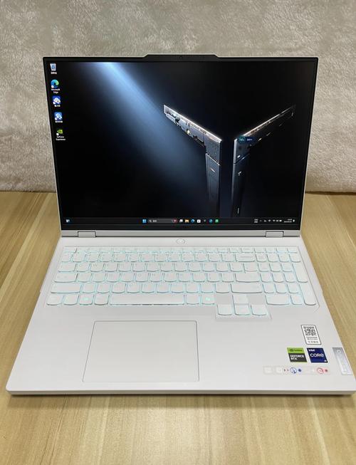 联想y9000p装什么显卡比较好?