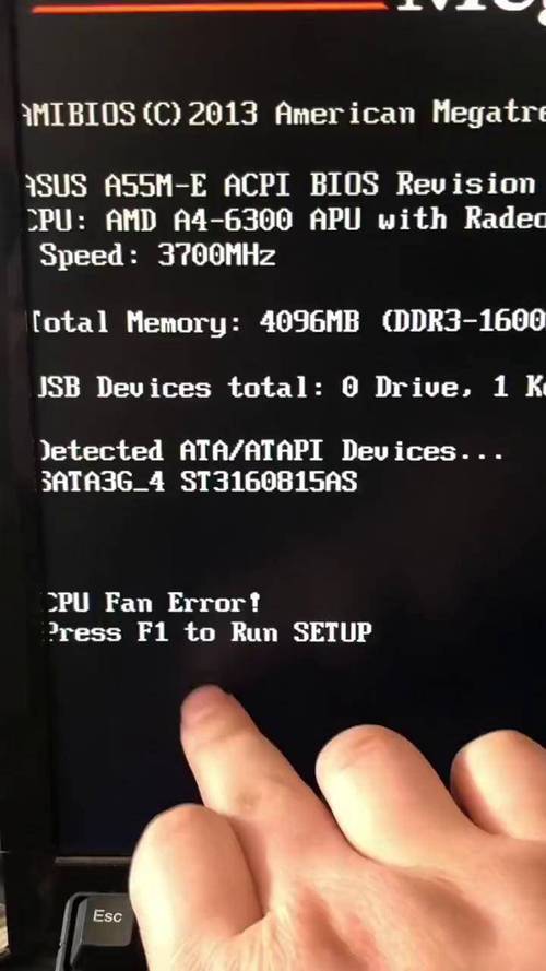 CPU没插好能开机吗,风扇会转吗