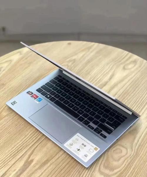 选屏幕好的笔记本电脑哪款笔记本屏幕好