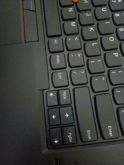 键盘上有个向下箭头的是什么键啊?