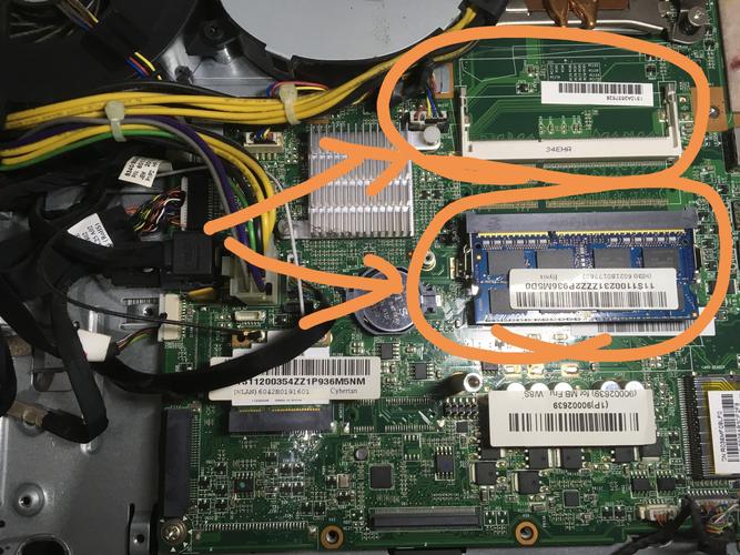 cpu在电脑的哪个位置?