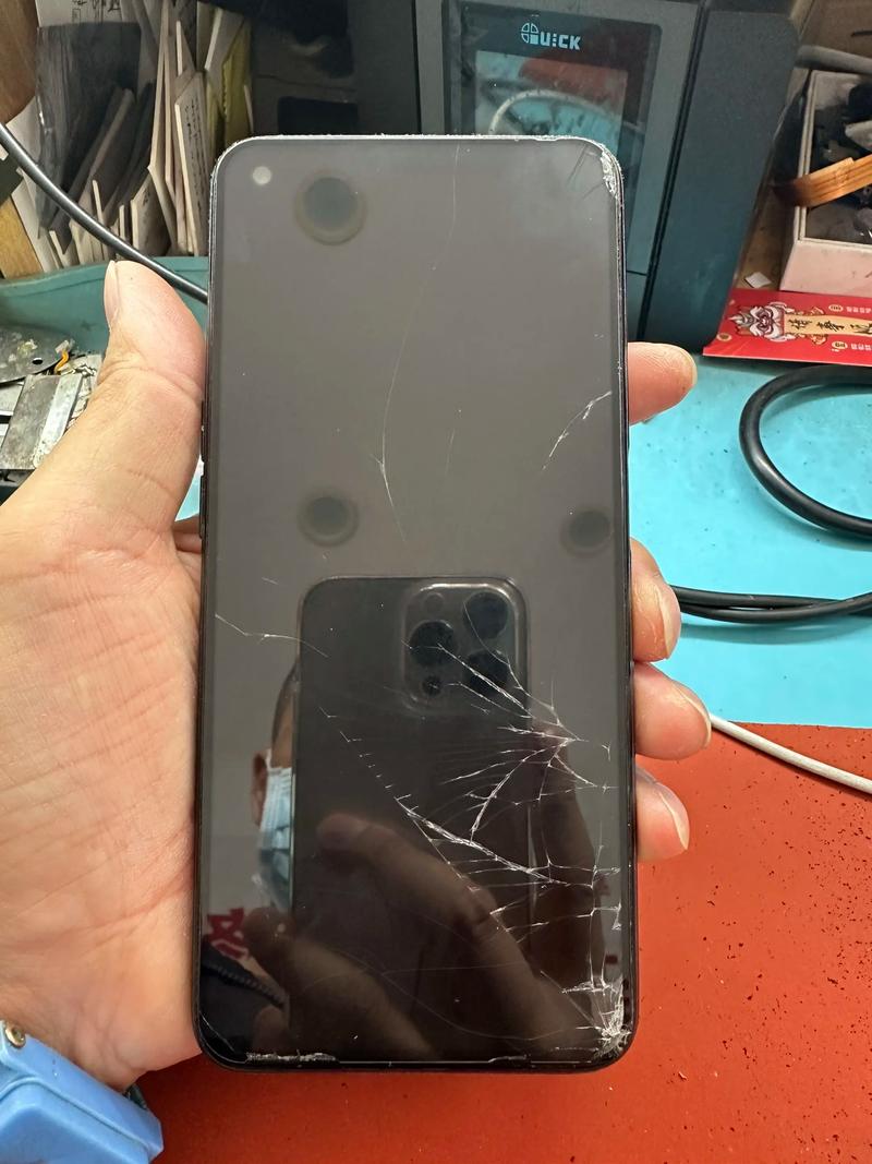 OPPOr15换一个原装内屏大概需要多少钱?