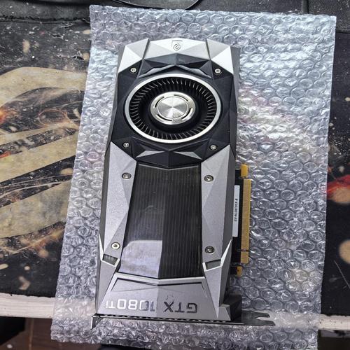 泰坦显卡是否一直保持卡皇地位,超越GTX1080TI?