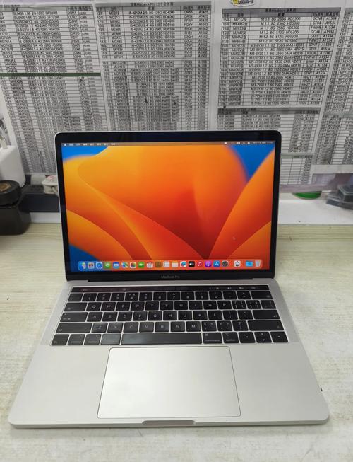 苹果笔记本13寸是多大尺寸?
