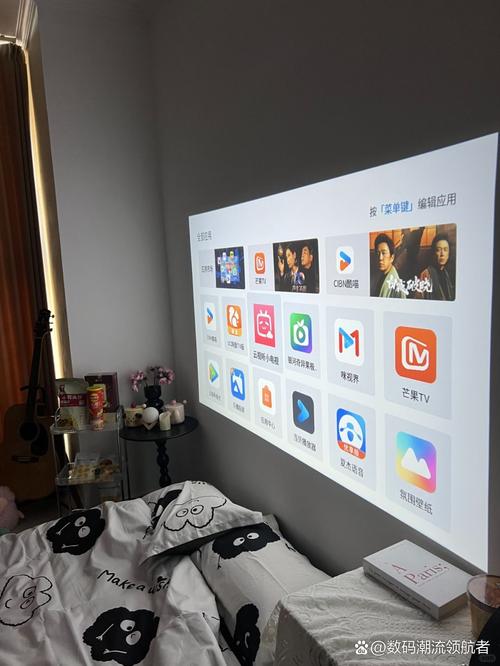 投影仪怎么投屏到墙上