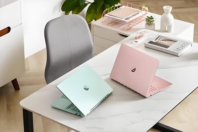 现在哪款笔记本电脑适合女生?性价比高