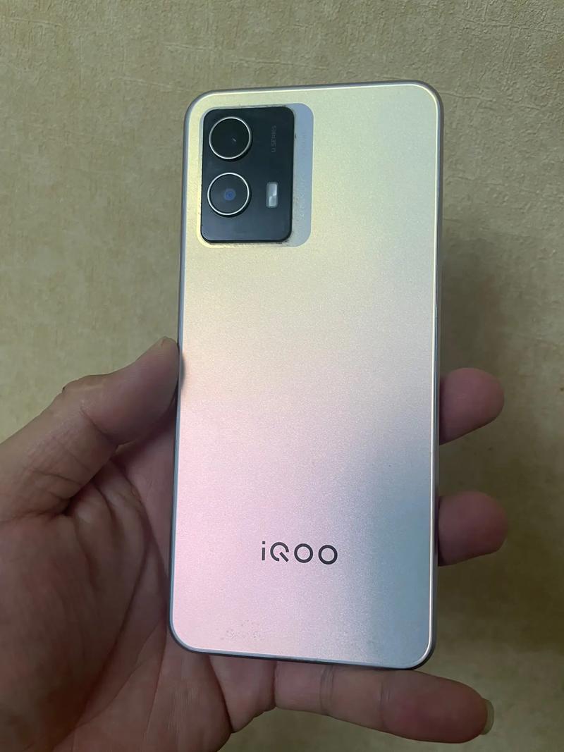 荣耀20pro和vivoiQOOPro那个好?