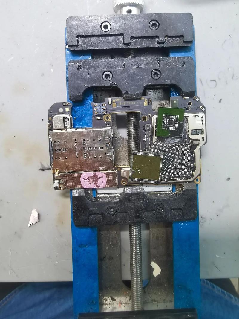 mate10扩展内存方法