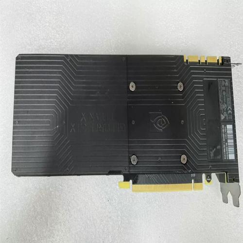 泰坦x12g相当于什么显卡