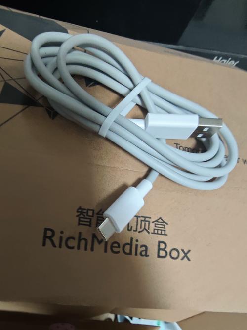 OPPOR9s的数据线是什么字母?