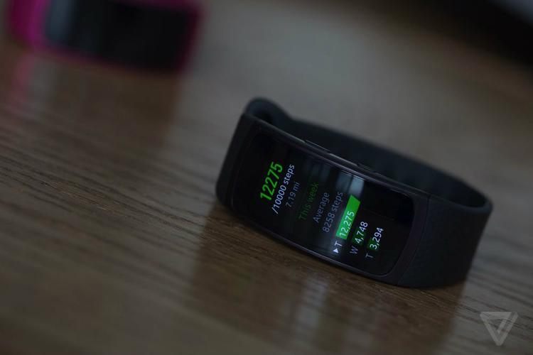 三星fit2连接苹果手机