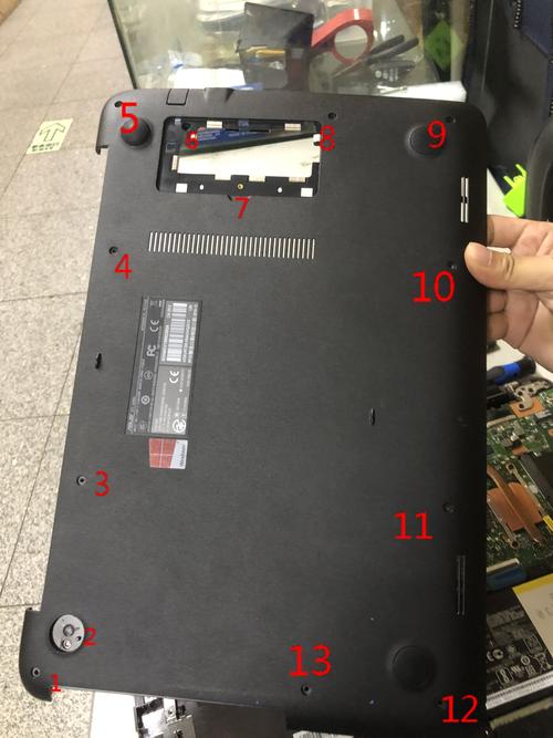 华硕电脑后盖怎么拆华硕笔记本怎么把后盖打开啊