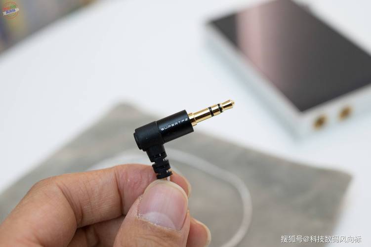 怎么设置让显示器发出声音