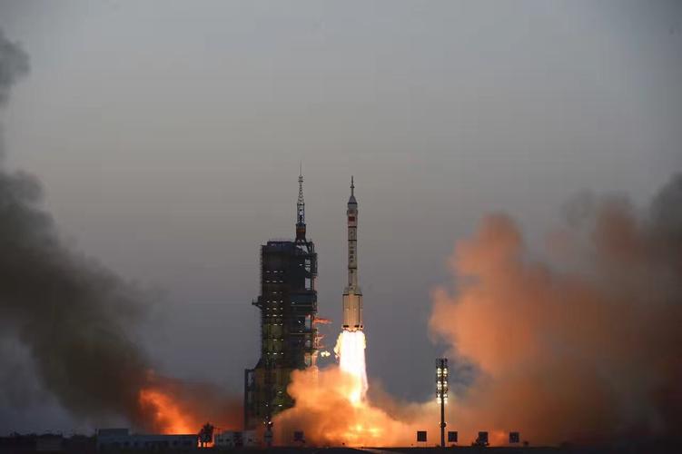 在看神舟十一号发射时听到说“东风明白”,这个东风的身份和作用是什么...