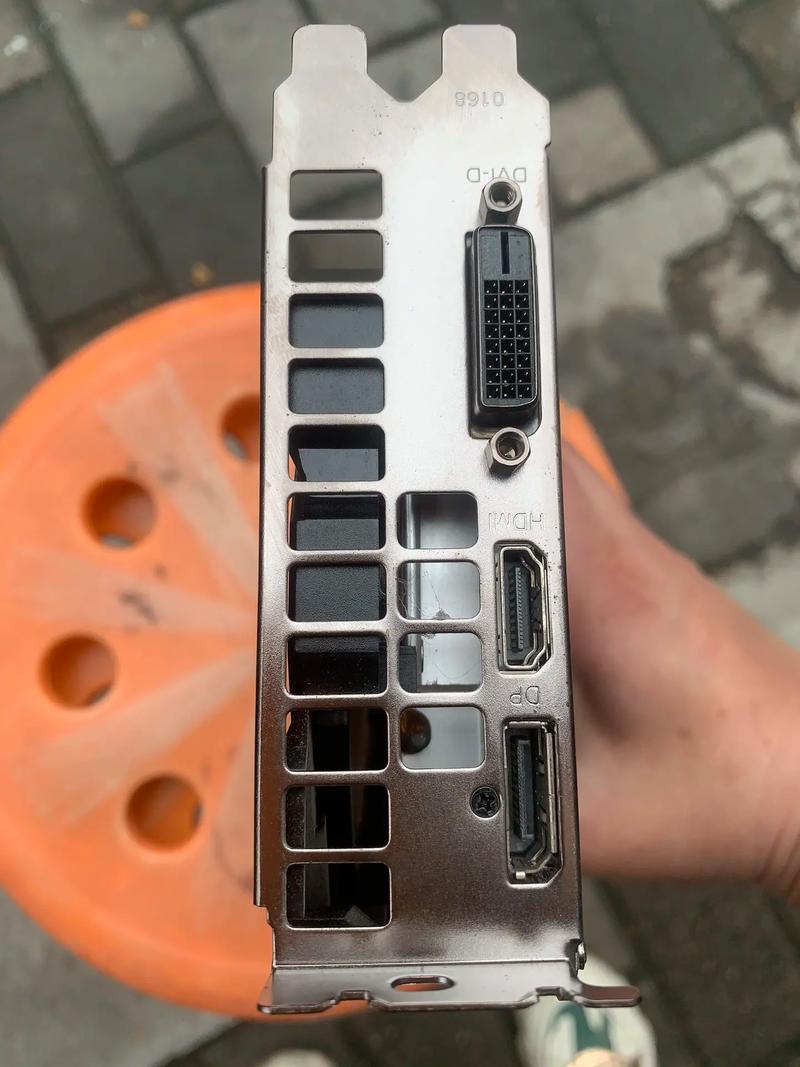 影驰1660ti玩魔兽世界还够用么