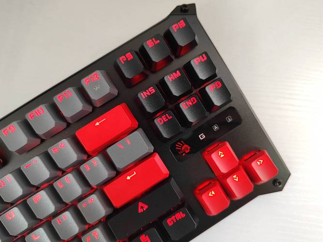 双飞燕光轴键盘怎么样开闪光灯