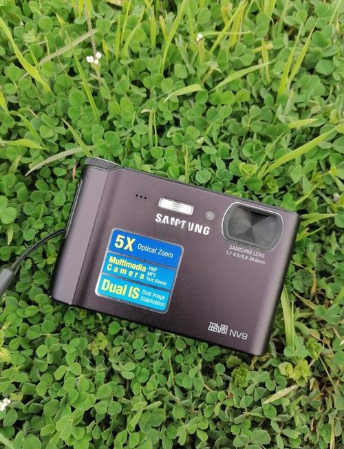 我的三星蓝调NV10款相机开机镜头不出来是为什么啊?急...