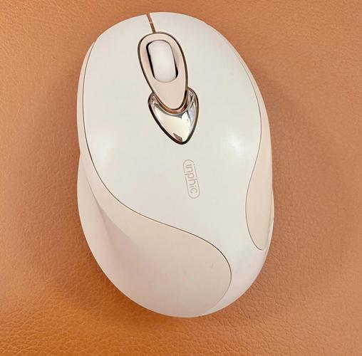 推荐1个很好用的鼠标