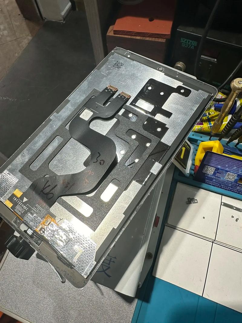 华为M5平板屏幕碎了要多少钱修?