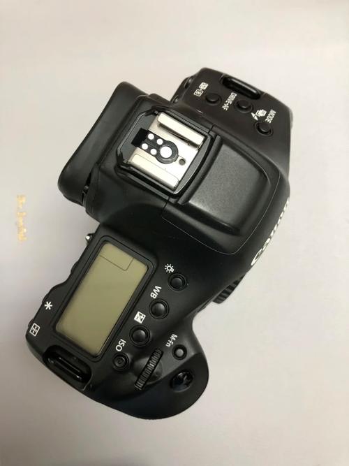 佳能1dx参数详解佳能值得入手的微单