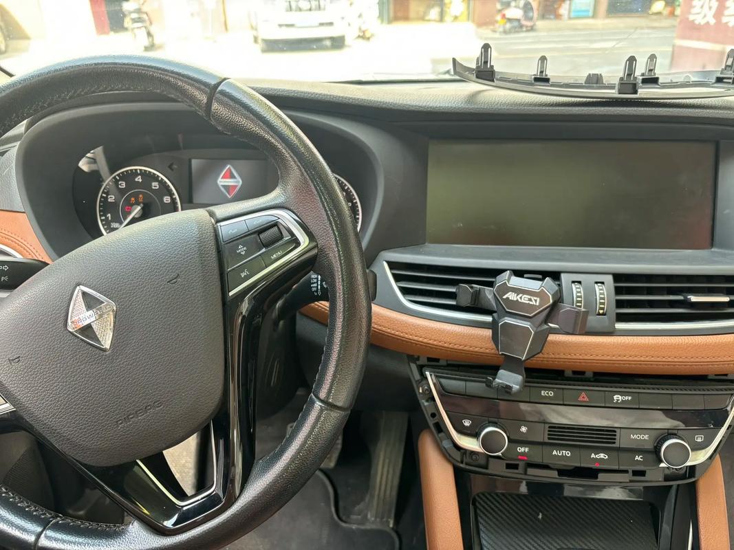 宝沃bx7熄火后屏幕卡在开机界面