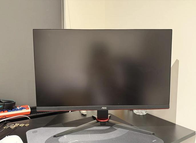 新买的27寸显示器,调了1920*1080分辨率但是图标字