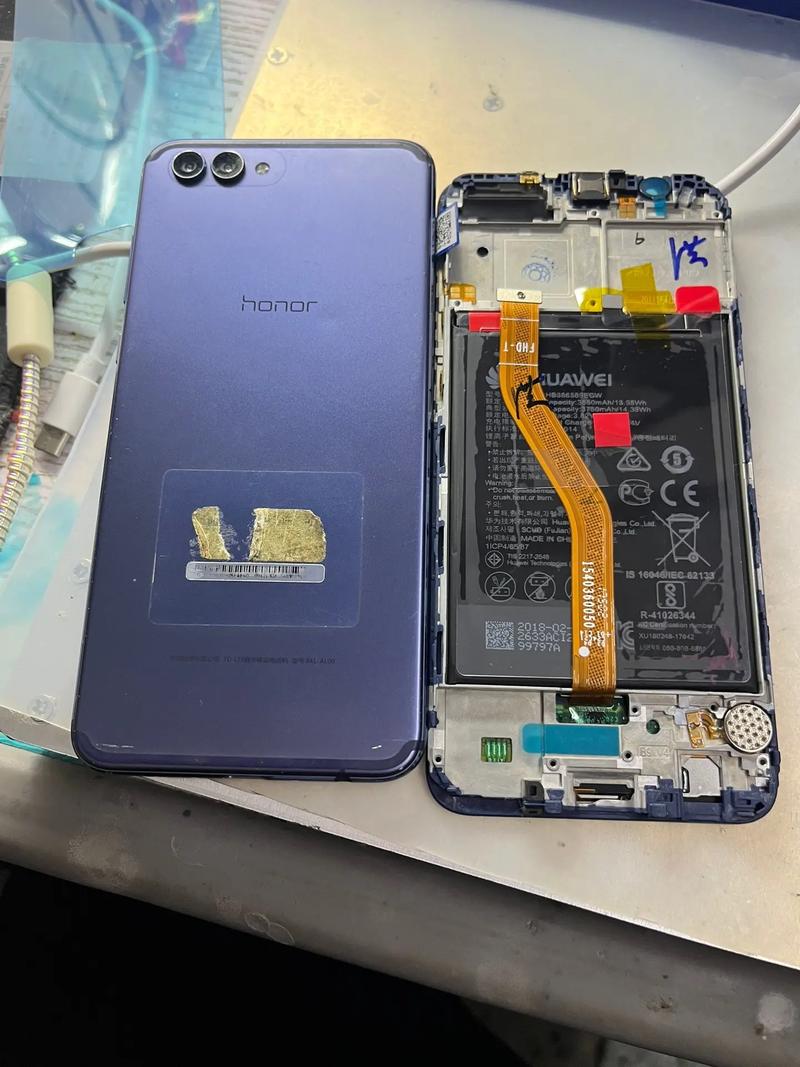 荣耀v10换个屏幕多少钱