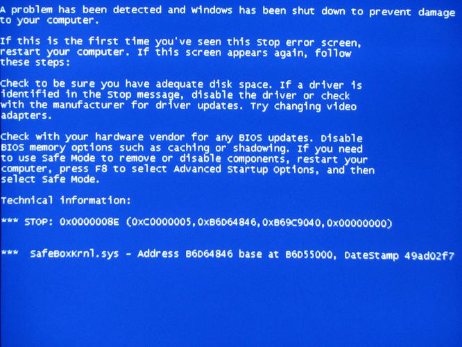 电脑总是突然蓝屏,什么字母都没有,这是怎么回事?