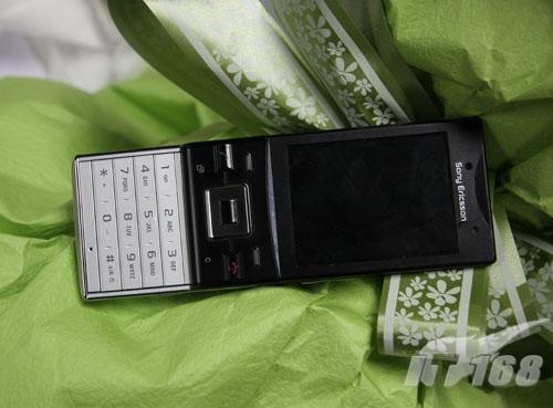 刚柔并济环保先锋!索爱3G手机J20评测