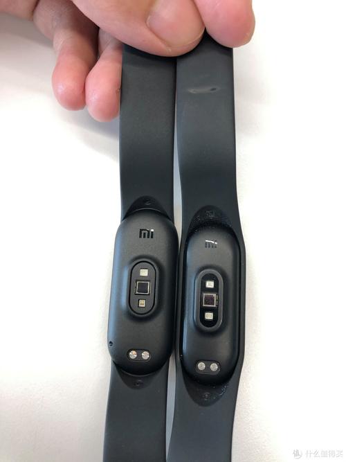 小米手环4和荣耀手环5对比分析_小米手环4和荣耀手环5区别