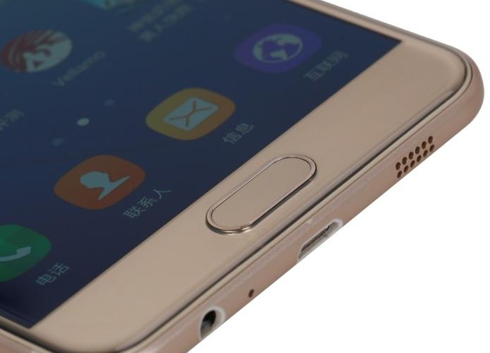 三星galaxyc5点击应用会出现蓝色框还会读出应用名称求怎么关闭这...