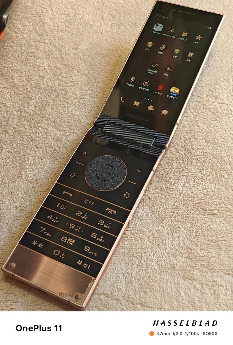 新买的GT一C3528三星老人手机开机一会儿死机?