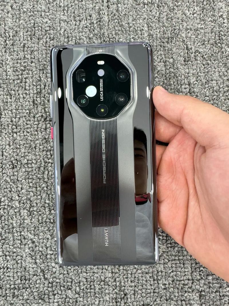 保时捷联名款手机多少钱