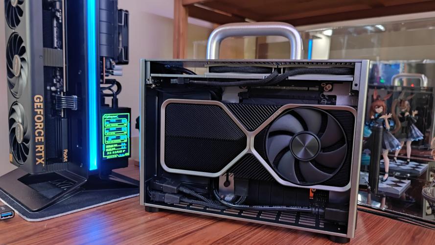 Mini-ITX主板和Nano-ITX主板有什么区别?