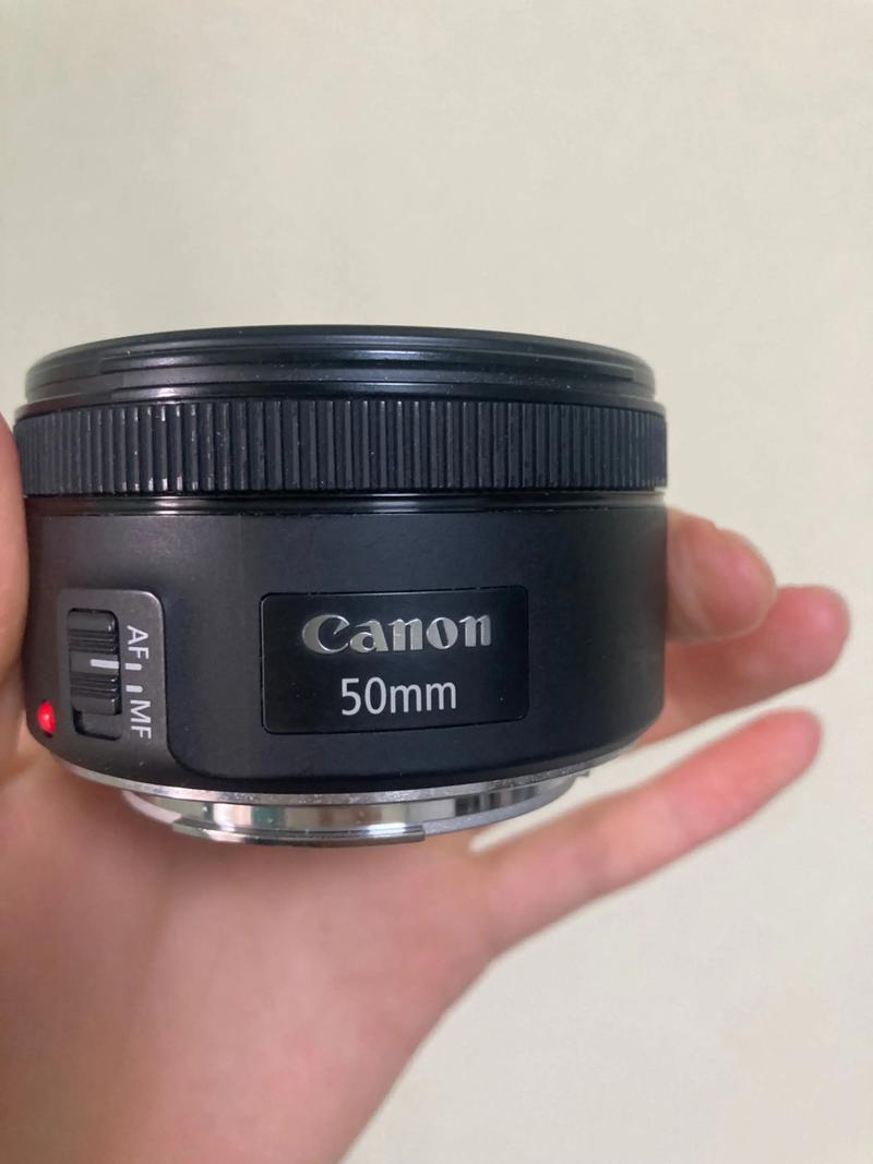 佳能小痰盂是什么镜头