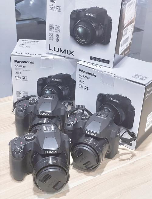 求高人推荐几款相机,不要太落后的,费用在1000左右的,性价比高点的,谢谢...