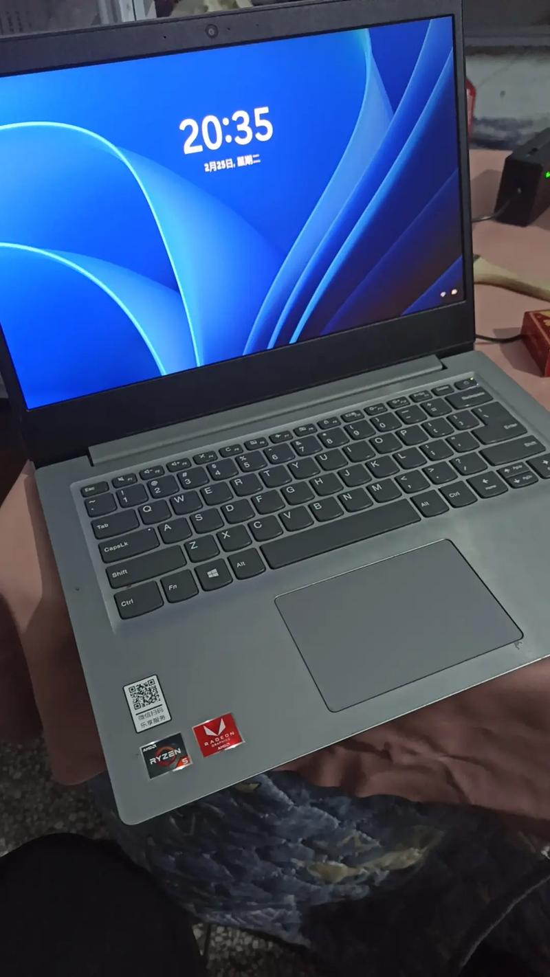 联想小新系列哪个好