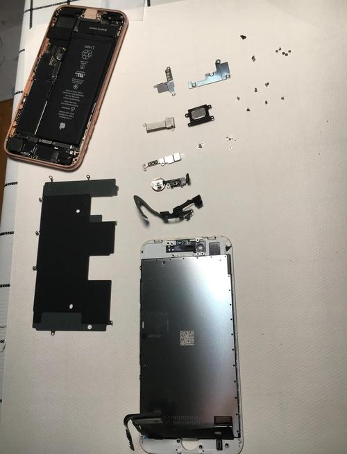 如何拆解iphone4s换静音键