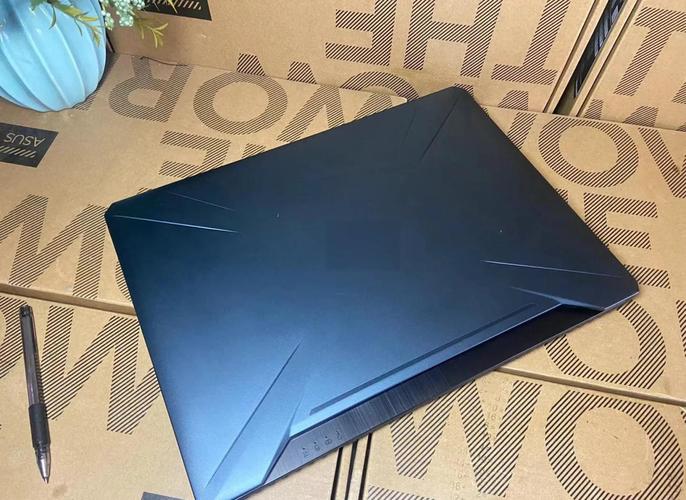 华硕飞行堡垒i7『6』700怎么样