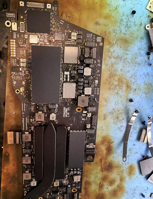 笔记本电脑防盗锁怎么用游戏本锁屏密码怎么设置