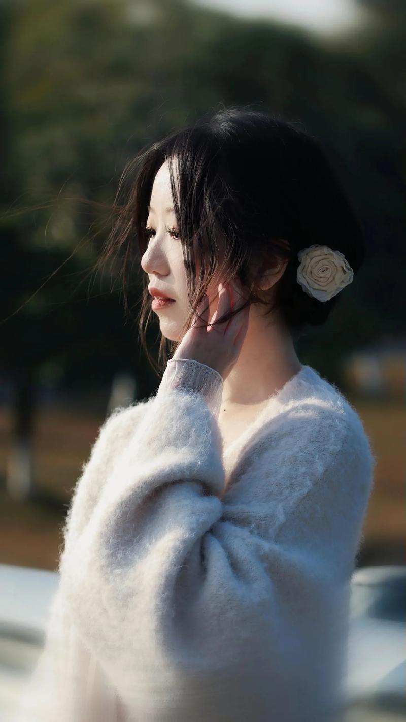 佳能80d拍人像用什么镜头好