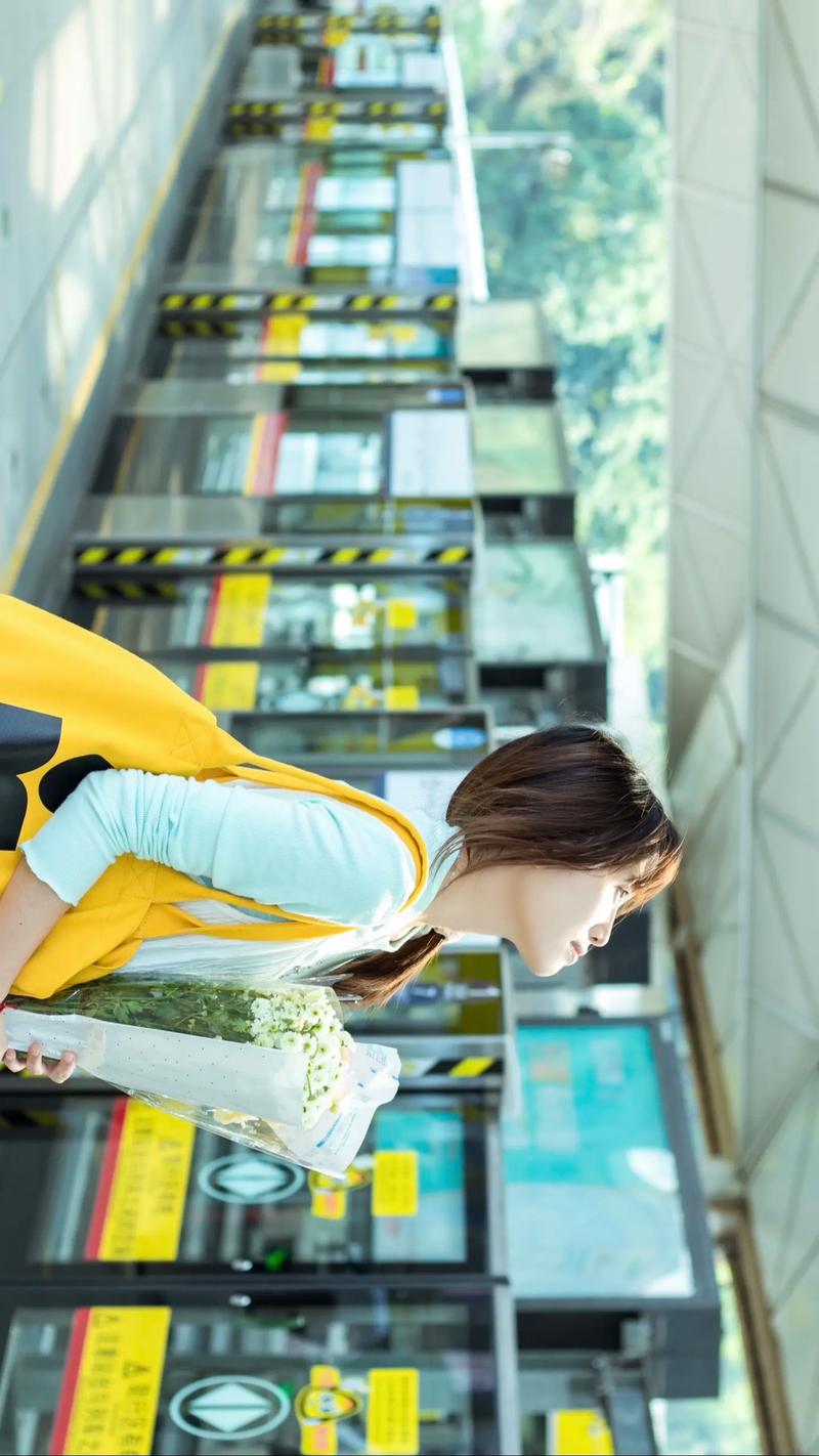 佳能ef50mmf1.8镜头比较好用在那方面