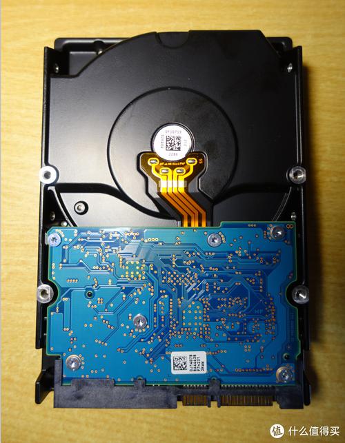 机械硬盘分正反面的吗