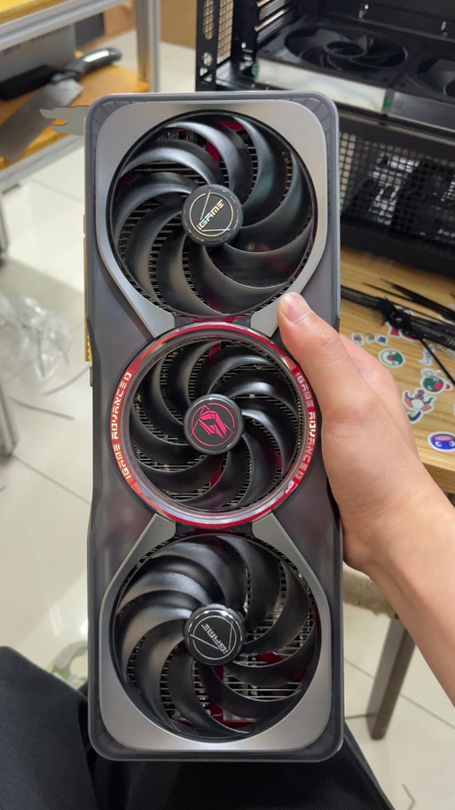 盈通显卡和七彩虹显卡哪个好