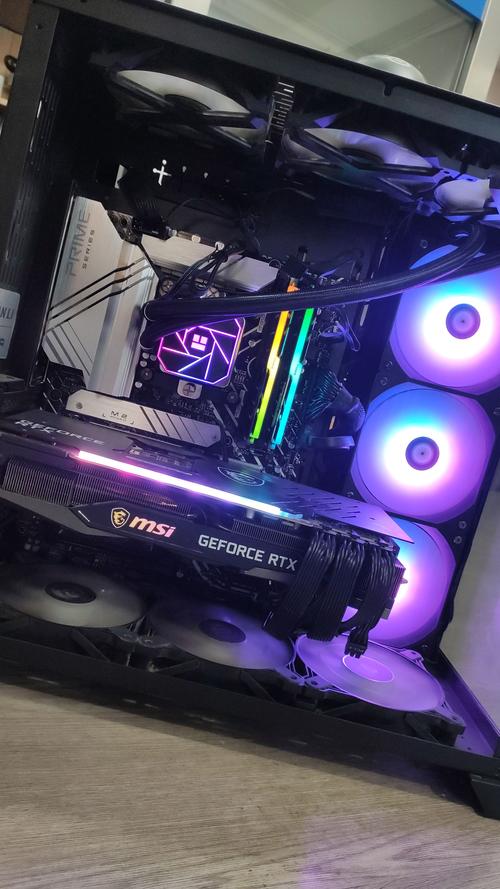 新手买配件自己组装电脑难不难