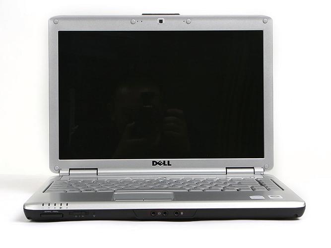 dell1420笔记本怎么连接液晶电视?