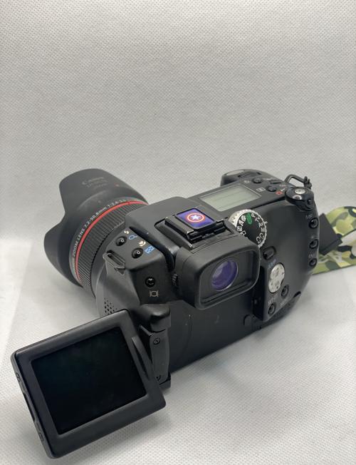 佳能Pro1的外观与操控